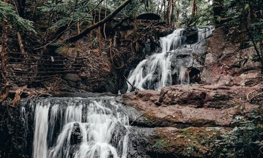 kenya_waterfall